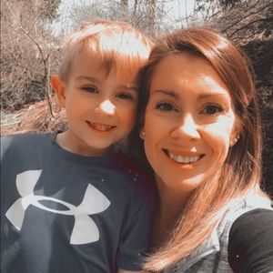 Meet your Posher, Traci